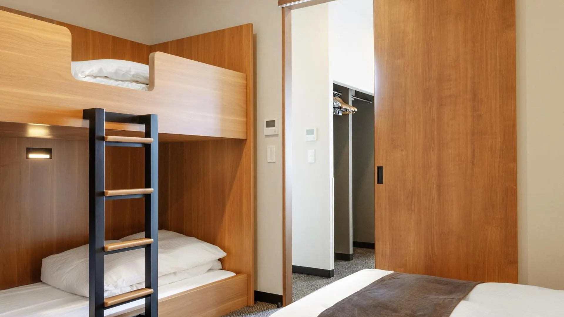 Mimaru Tokyo Asakusa Station מלון